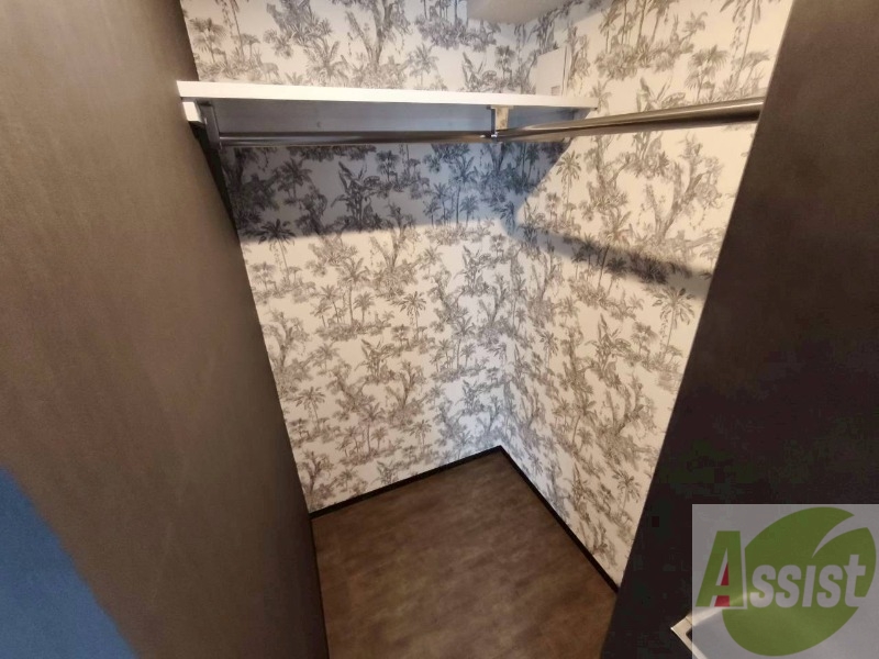 収納　クローゼットがありました。お洋服や荷物はここへ