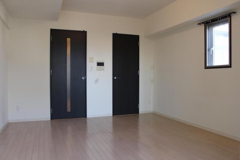 居室・リビング　角部屋ならではの２面採光