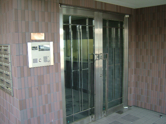 エントランス　エントランス部分