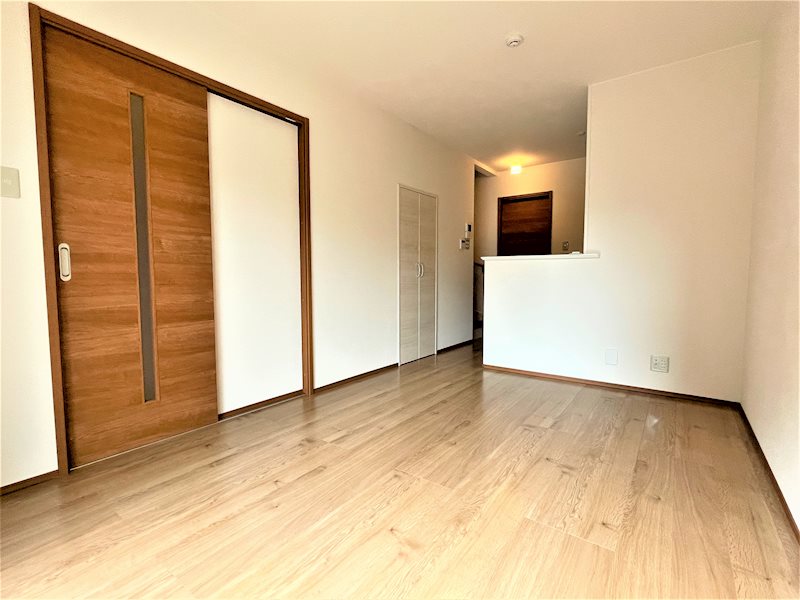 居室・リビング　約10帖のLDKはご家族の寛ぎの空間