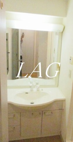 洗面設備　独立洗面台です。