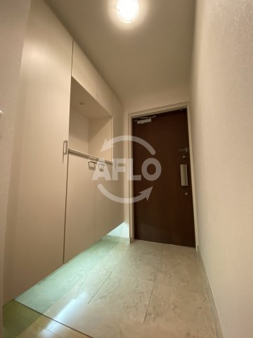 玄関　グレンパーク梅田北　玄関スペース