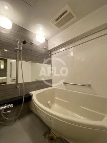 バス・シャワールーム　グレンパーク梅田北　浴室換気乾燥暖房機付バスルーム