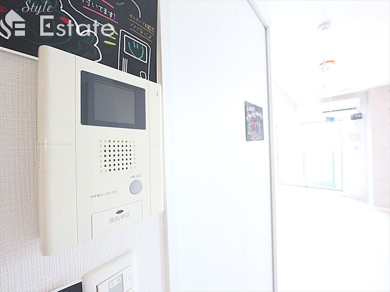 セキュリティ　モニター付きインターホン