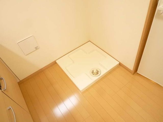 洗面設備　★室内洗濯機置場★