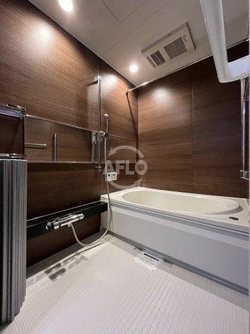 バス・シャワールーム　シャーメゾンS・I　浴室