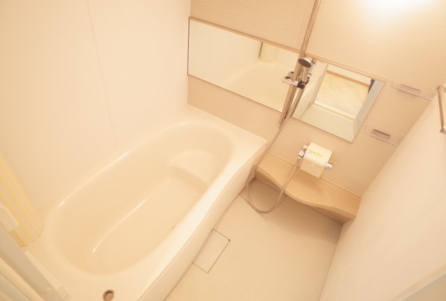 バス・シャワールーム　お風呂