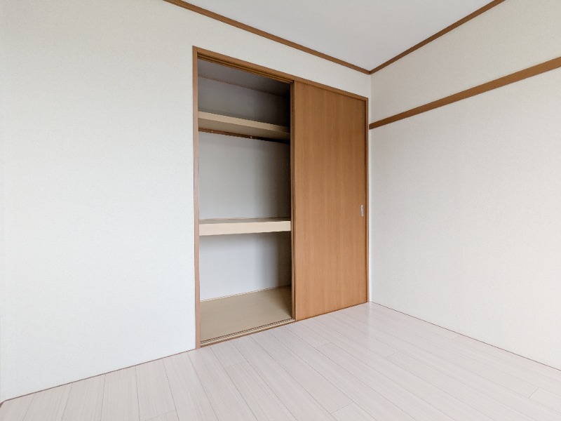 収納　図面と現状に相違がある場合には現状を優先