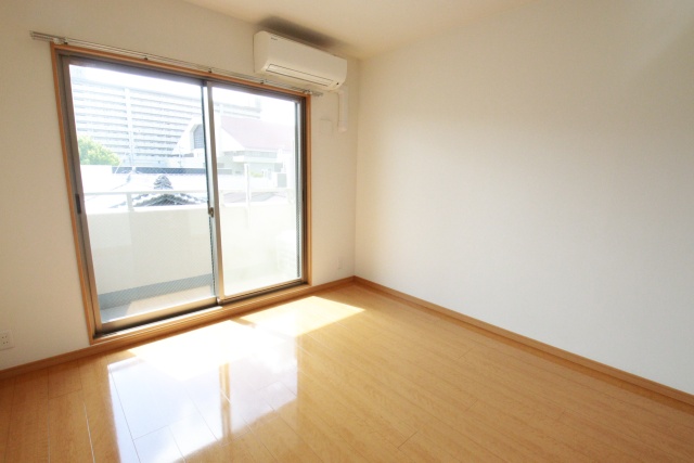 居室・リビング　※別室の参考写真の為、現況優先です。