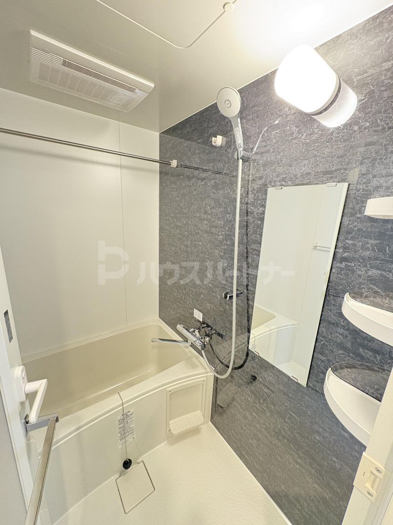 バス・シャワールーム　バルコニー