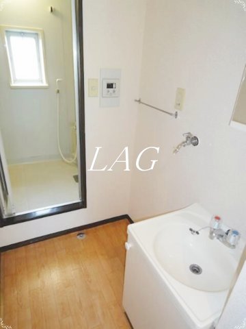 洗面設備　独立洗面台です。