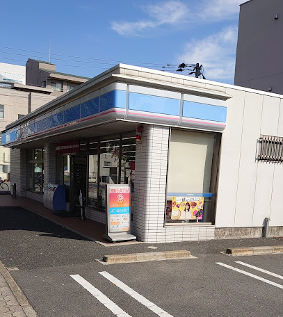 コンビニ　ローソン 久留米中央町店（コンビニ）まで1614m