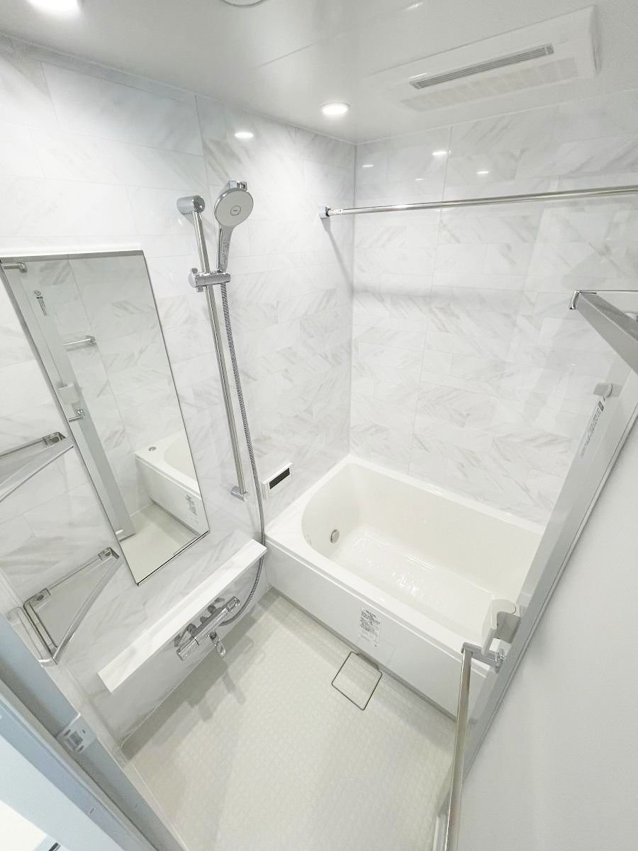 バス・シャワールーム