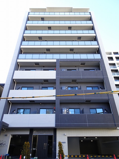 建物外観　★駅徒歩8分のマンション★