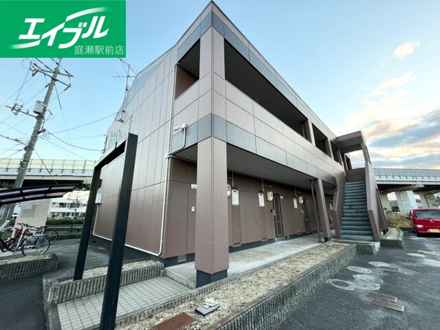 建物外観　外観写真（昼）