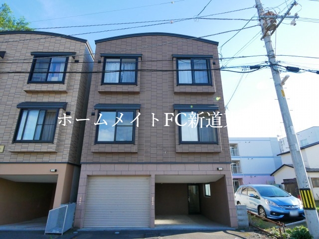 建物外観　建物外観