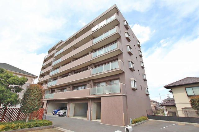 建物外観　無料インターネット利用可能のマンションです！