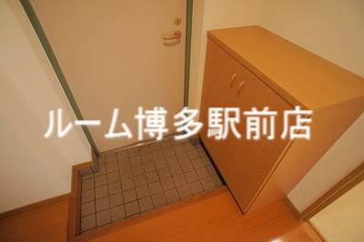 玄関　別号室