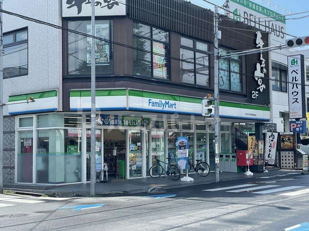 コンビニ　イーネットATM ファミリーマートあすまや与野本町駅前 共…（コンビニ）まで710m