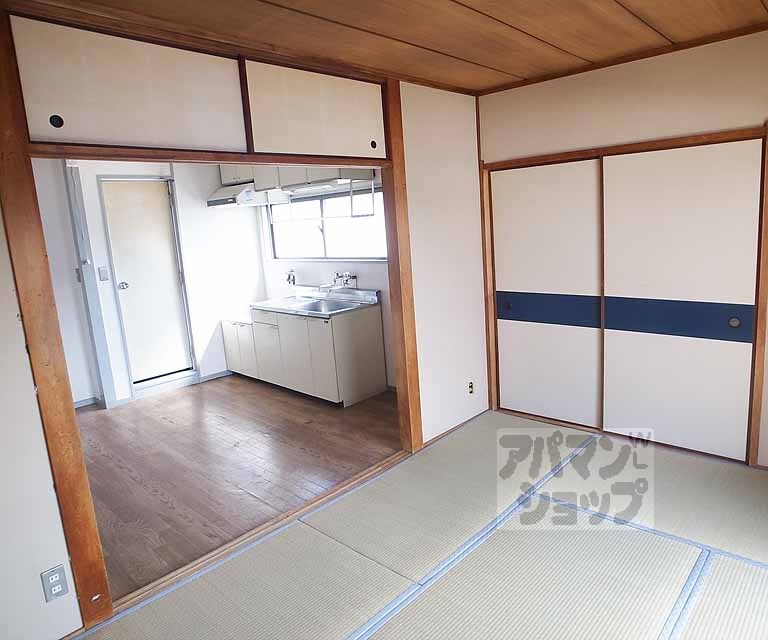 居室・リビング　部屋のつながりはこんな感じ！
