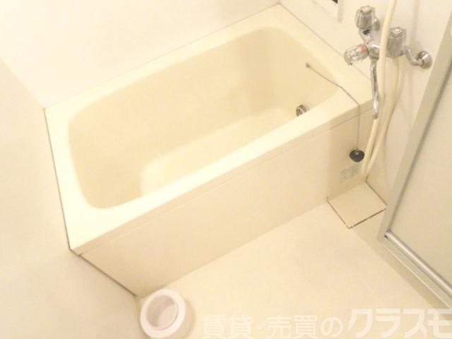 バス・シャワールーム　追い焚き機能付きバス♪