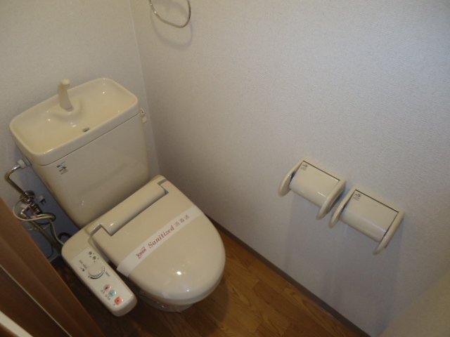 トイレ　シャワー付トイレ