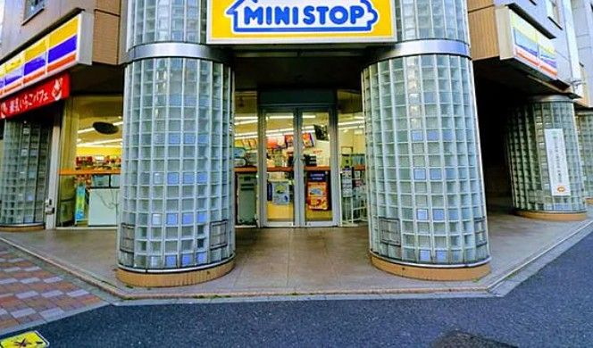 コンビニ　ミニストップ 日本橋馬喰町2丁目店（コンビニ）まで40m