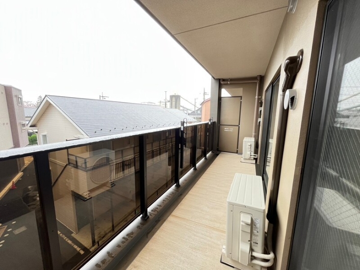 バルコニー　【参考】同建物内の別のお部屋の画像です