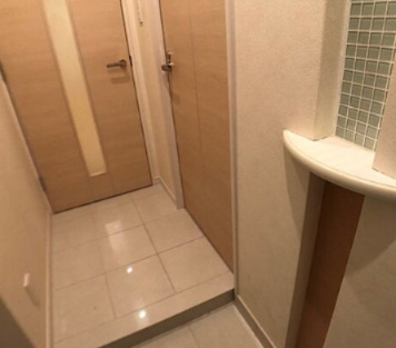玄関　別部屋参考写真