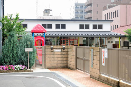 幼稚園・保育園　聖光会八王子幼稚園（幼稚園・保育園）まで459m