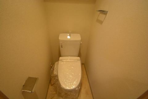 プレサンスNAGOYAファストのトイレ写真