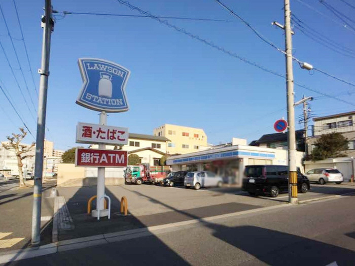 コンビニ　ローソン（コンビニ）まで580m