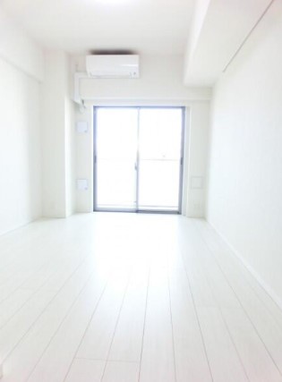 居室・リビング　居室※反転部屋参考写真