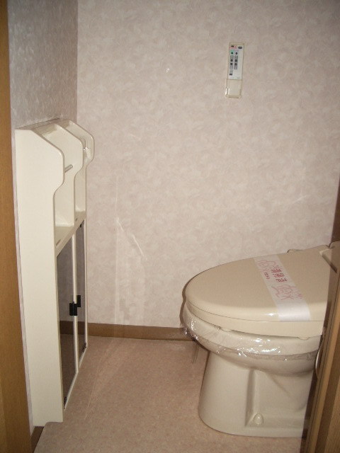トイレ　トイレは勿論、温水洗浄便座付