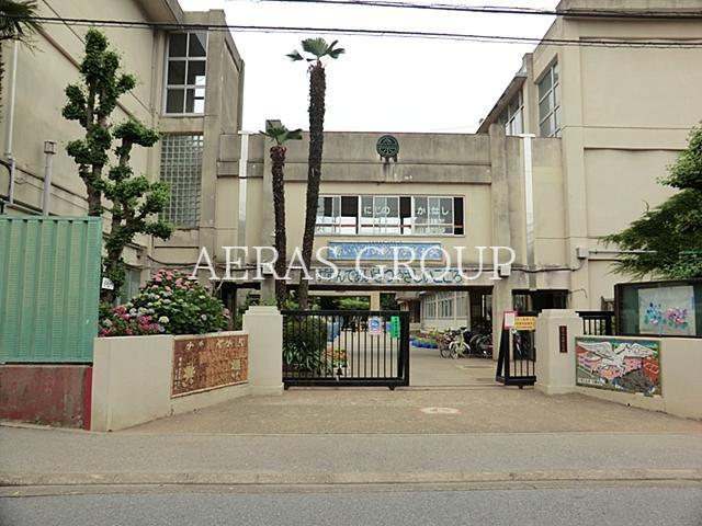 小学校　高柳小学校（小学校）まで828m