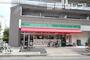 コンビニ　ローソンストア100名古屋丸の内店（コンビニ）まで224m