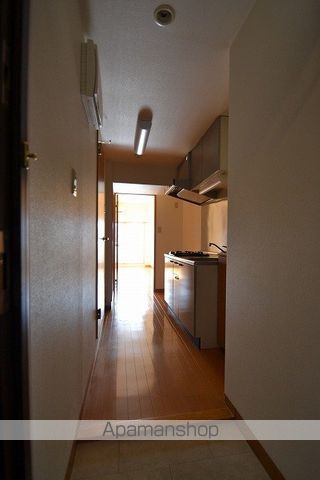 広島電鉄白島線 女学院前駅 徒歩4分 11階建 築19年の玄関写真