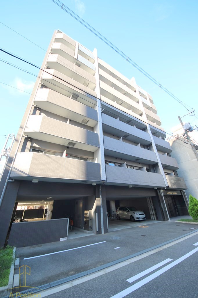 建物外観　LANTANA GARDEN