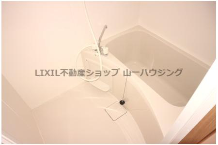 モンターナ元町の風呂写真