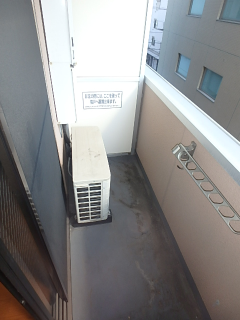 ＪＲ総武線快速 市川駅 徒歩7分 6階建 築21年の内装写真