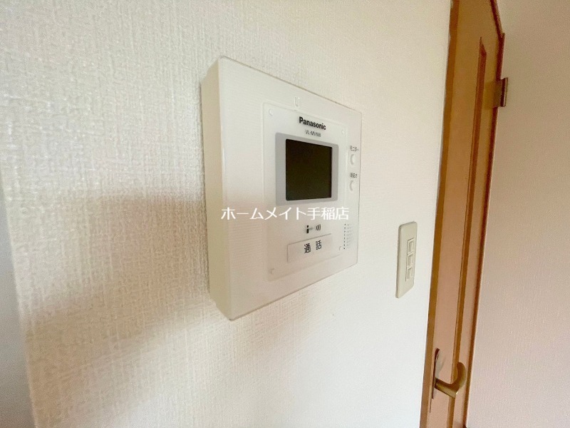 セキュリティ　モニター付きインターホン♪