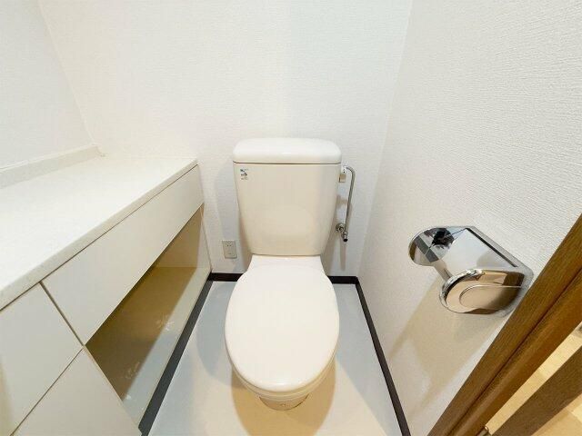 トイレ　ゆったりとした空間のトイレです