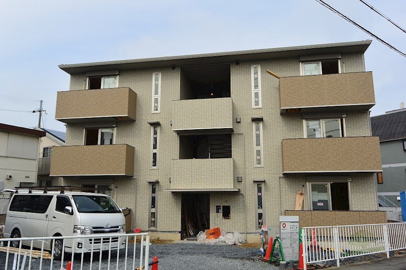 建物外観　建築中