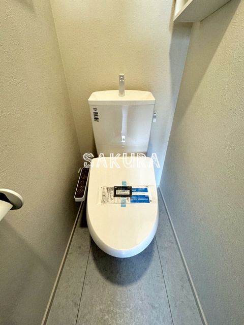 トイレ　嬉しい温水洗浄便座♪