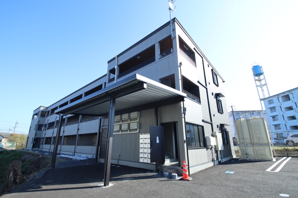 HIGASHI-AKATSUKA TERRACEの建物外観