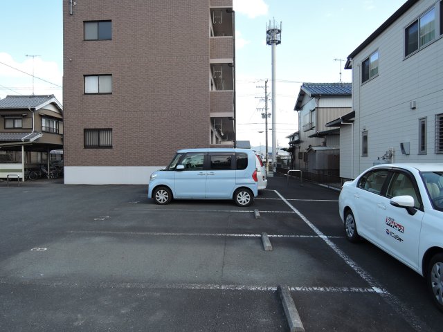 【エスペランサの駐車場】