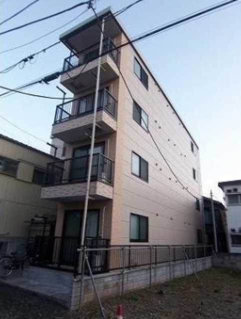 【宮町マンションの建物外観】