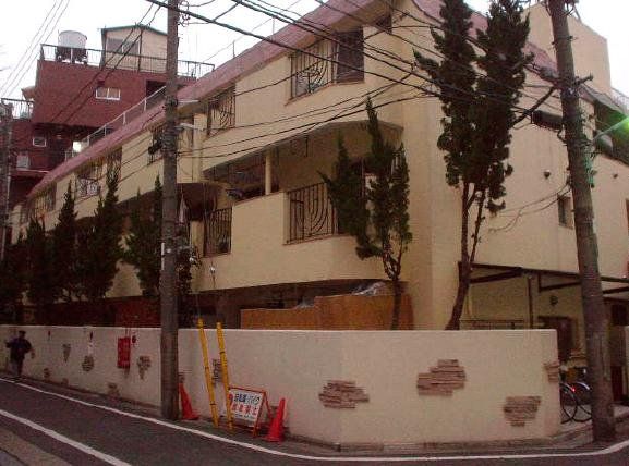 豊島区高田のマンションの建物外観