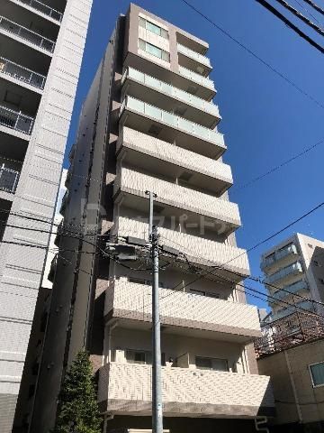 ami fleurの建物外観