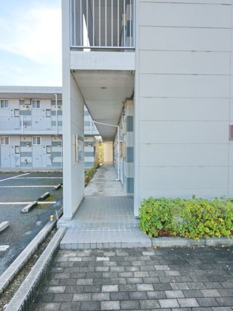 エントランス　★お部屋探しはタウンハウジング稲田堤店まで★